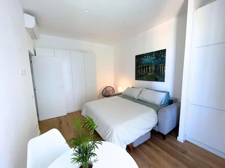 Quiet, Central And Cosy Duomo - Navigli Apartment Milan
