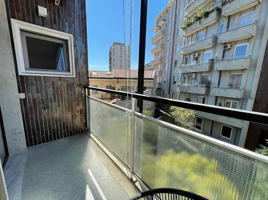 Quiet, Central And Cosy Duomo - Navigli Apartment Milan Italy