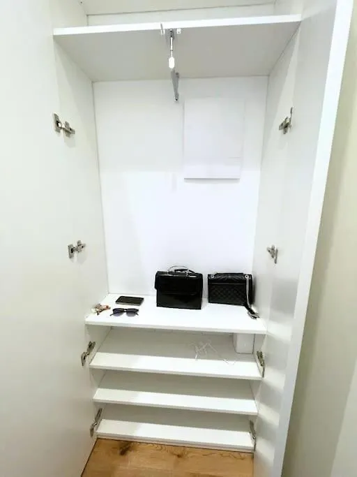 Quiet, Central And Cosy Duomo - Navigli Apartment Milan